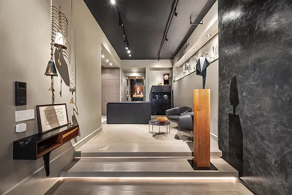 Entry / hallway, photo 1