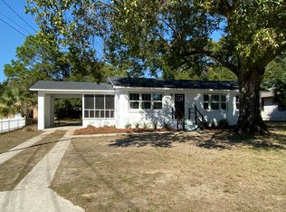 910 E Maxwell St, Pensacola, FL 32503