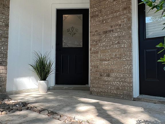 Entrance door and Garage door access