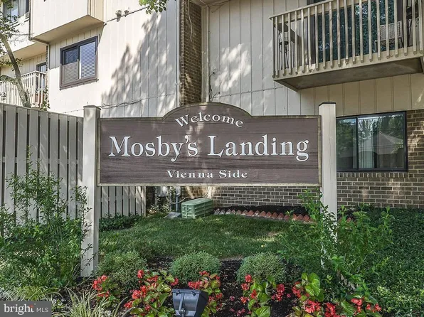 2726 Glengyle Dr #8, Vienna, VA 22181