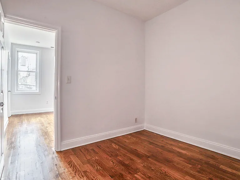 272 Grant Ave #2 — Photo 7