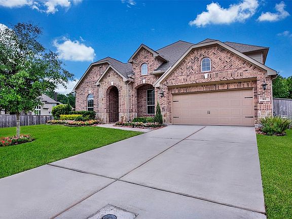 5th image of 162 Hunter Hollow Dr