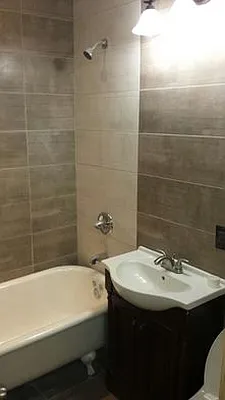 Rented by Full Time Management | media 22