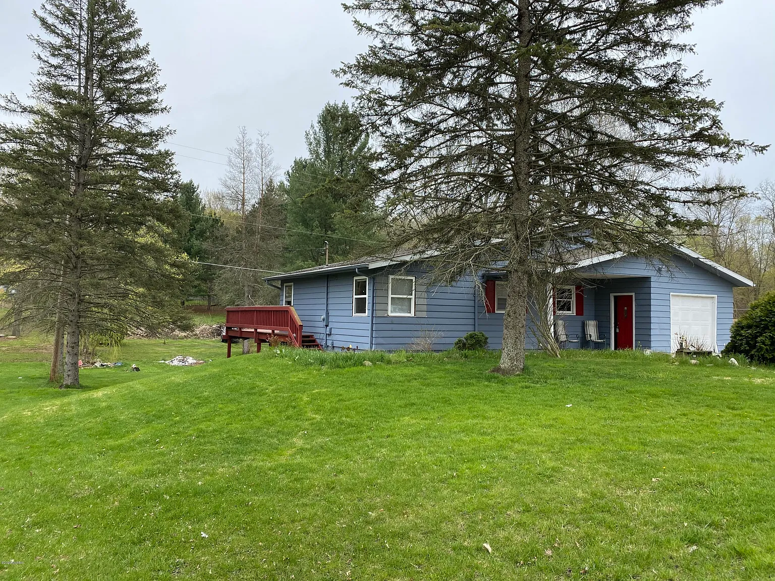 601 Powell Rd photo 1