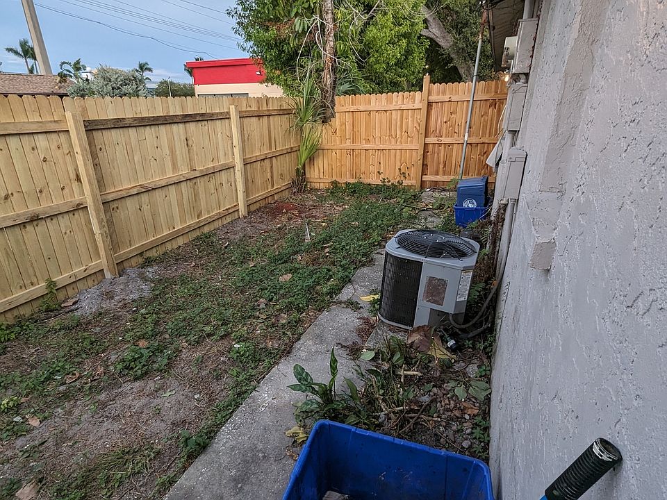 1st image of 4409 York Dr