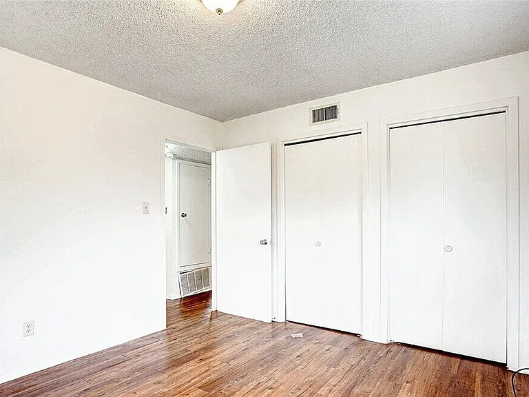 728 Martindale Rd — Photo 11