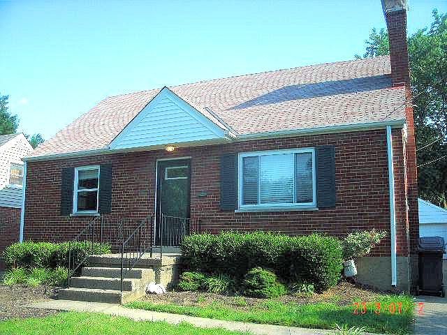 1st image of 7906 Greenbriar Ln