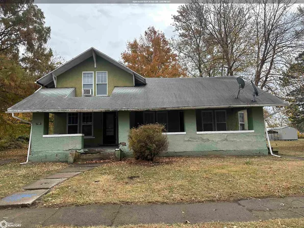 735 N 11th St, Centerville, IA 52544