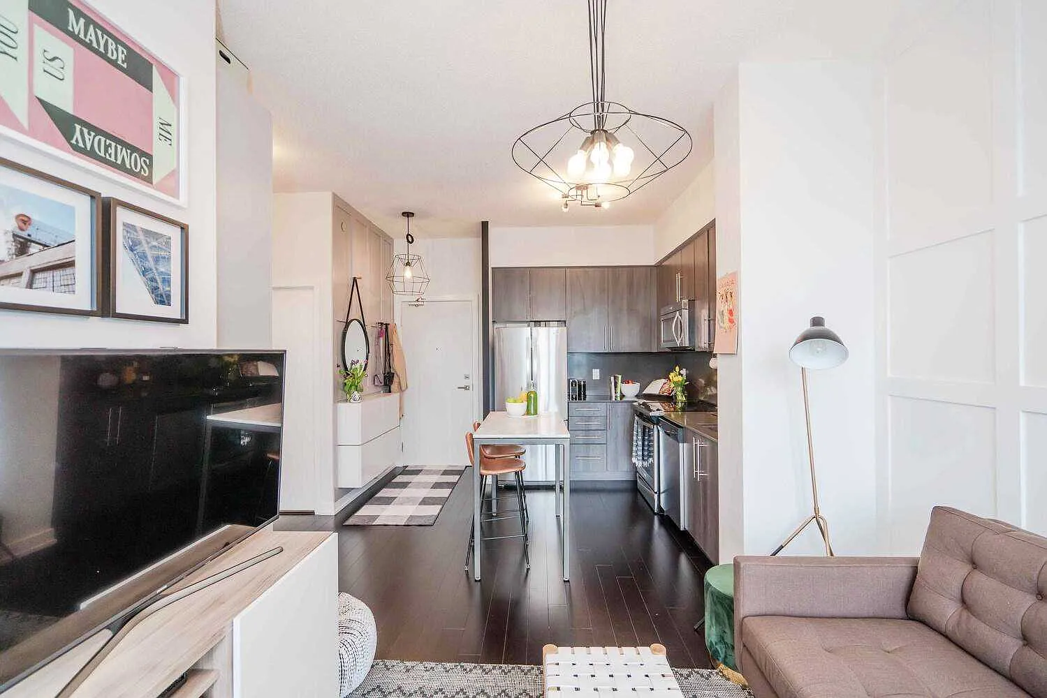 1 bed, 600 sqft, $2,200 — Photo 1