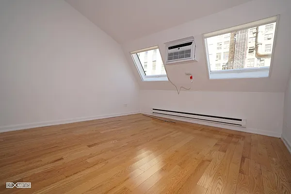 Rented by Citi Habitats | media 16