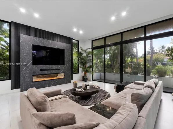 4364 Alton Rd, Miami Beach, FL 33140
