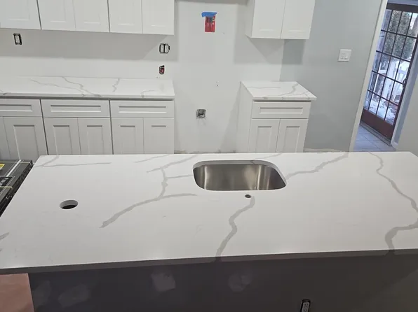 (undisclosed Address), Huntington Station, NY 11746