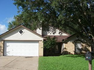 105 Trail Ride Rd, Angleton, TX 77515