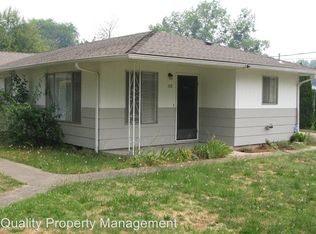 153 S Church St, Phoenix, OR 97535
