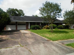 5926 Darlinghurst Dr, Houston, TX 77085