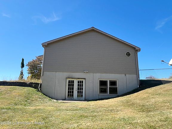 5th image of 2335 Orange Hill Rd