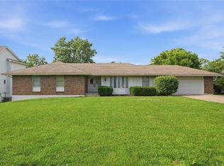 610 E 107th Ter, Kansas City, MO 64131