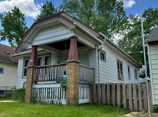 2233 S 63rd St, West Allis, WI 53219