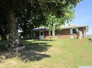 418 Old Post Rd, Ghent, NY 12075