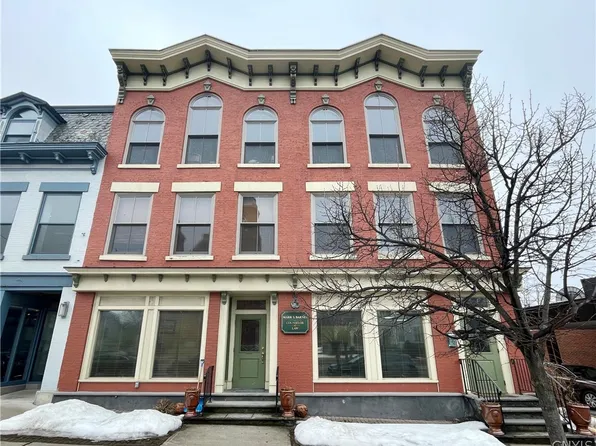 122 E Main St, Waterville, NY 13480