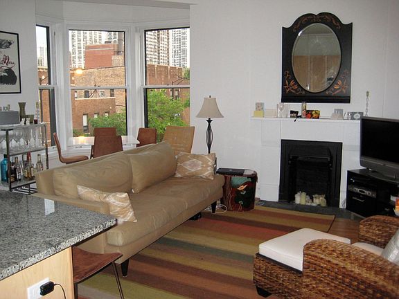 4th image of 206 W Eugenie St APT 3E