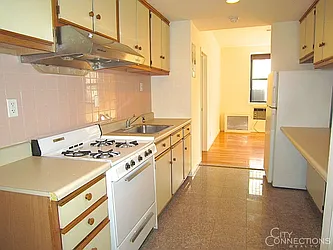 Rented by City Connections Realty