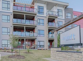 12804 140th Ave NW #120, Edmonton, AB T6V0M3