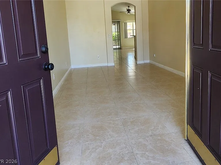 9709 Hawk Cliff Ave — Photo 4