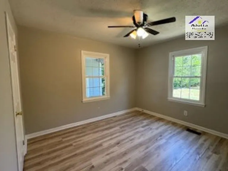 3918 Donna St — Photo 15