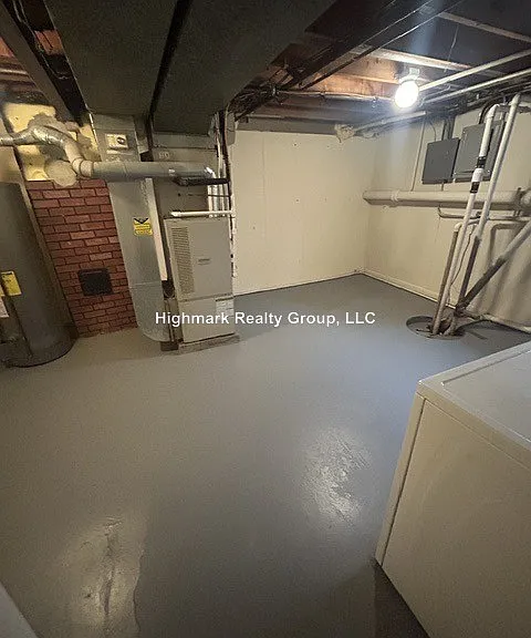 115 W Ash St #C — Photo 13