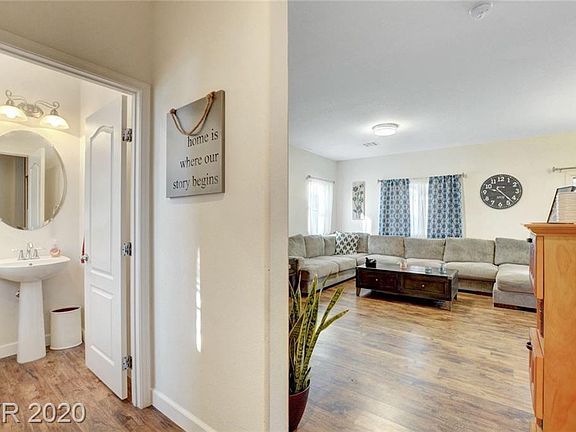 2nd image of 10207 Cougar Crossing St