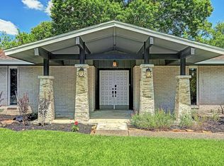 407 Terrace Dr, Seabrook, TX 77586