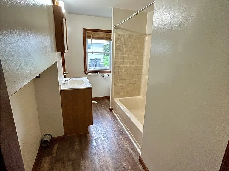 600 Turin St — Photo 3