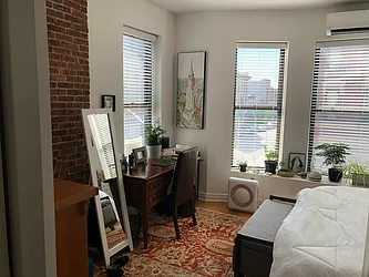 Rented by Avenue Sotheby's International Realty