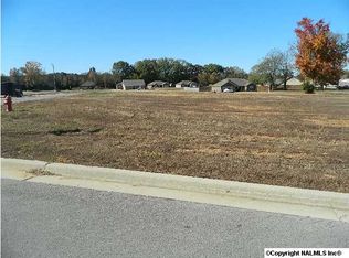 33 Downing, Decatur, AL 35603