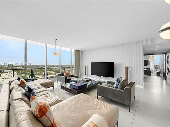 4th image of 330 Sunny Isles Blvd #Cu-5-ts01