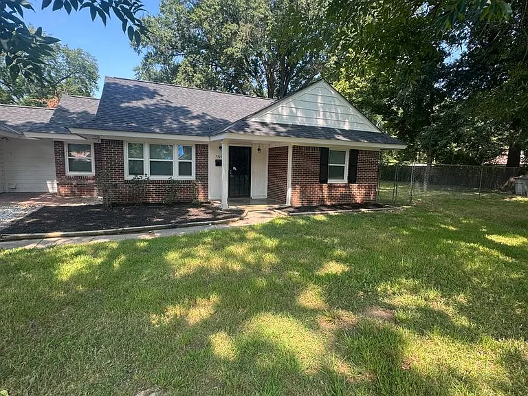 7729 Mahoney Rd — Photo 10