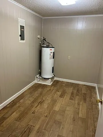 1023 Chitwood St — Photo 10
