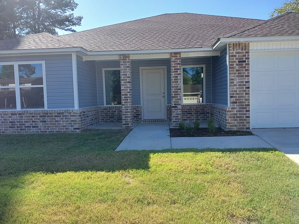 1403 Gum Spring Rd