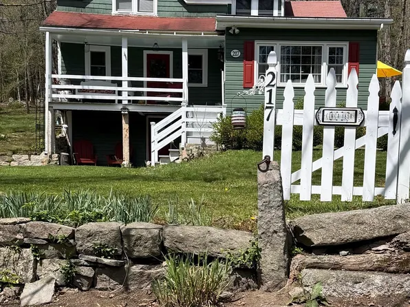 217 Church Road, Pine Bush, NY 12566