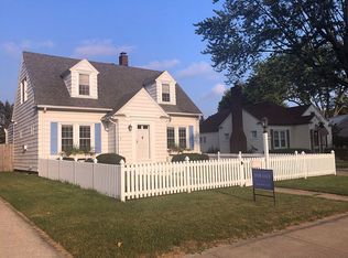 1813 Forres Ave, Saint Joseph, MI 49085