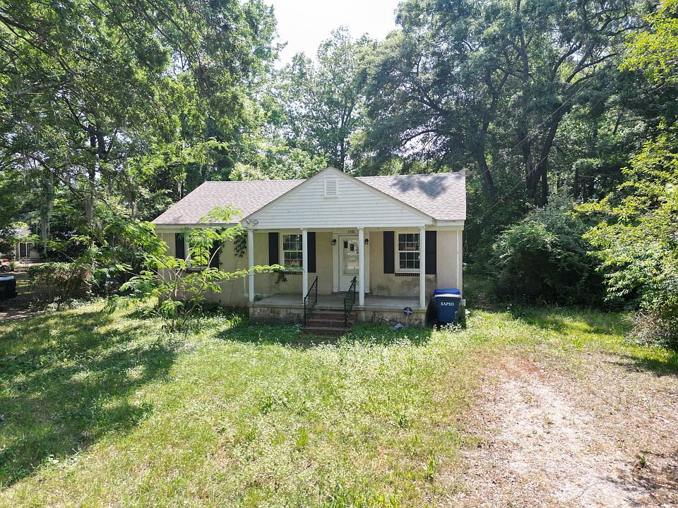 1st image of 1740 Dogwood Rd