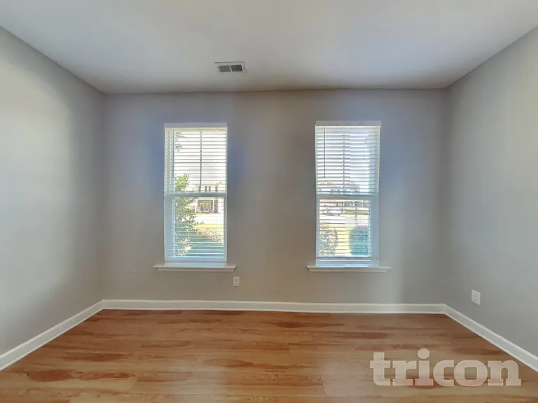 120 Shore Pine Dr — Photo 18