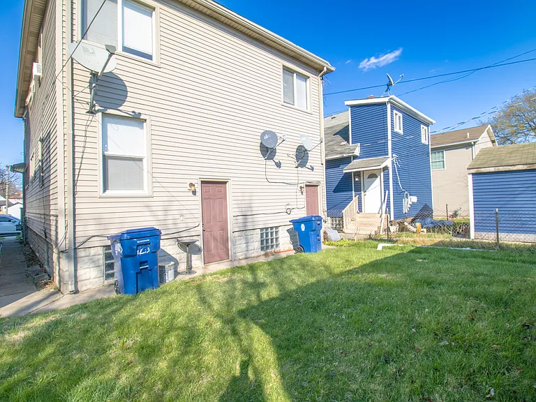 1215 Coolidge Hwy — Photo 26