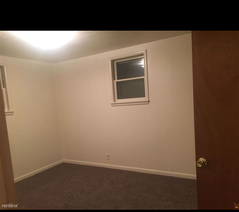 1st image of 516 Gary Ave #1/2
