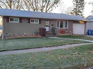 704 N 10th St, Norfolk, NE 68701