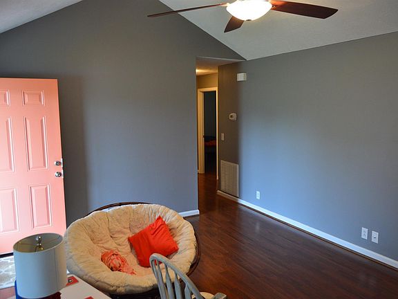 3rd image of 2707 Lincoya Dr