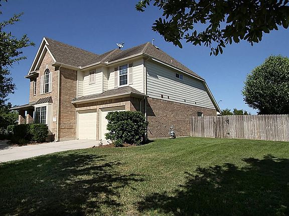 2nd image of 17318 Holsberry Ct