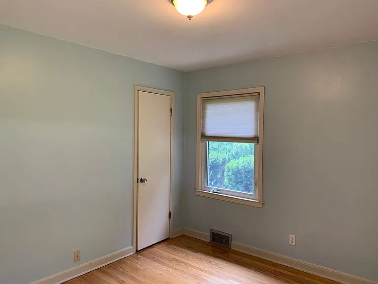 14865 Pershing Dr — Photo 13