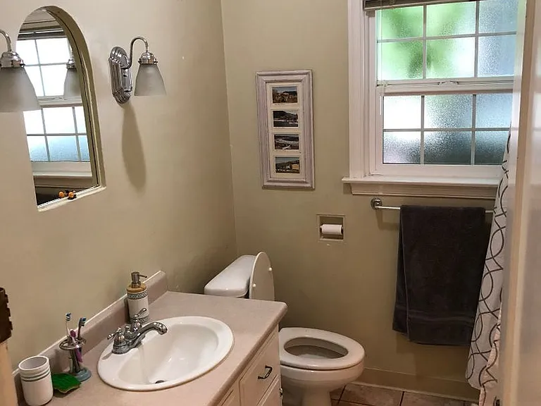 1160 Palm Ave — Photo 7